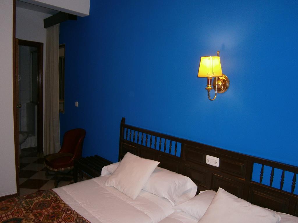 Hostal Residencia Avenida Cuenca  Exterior photo
