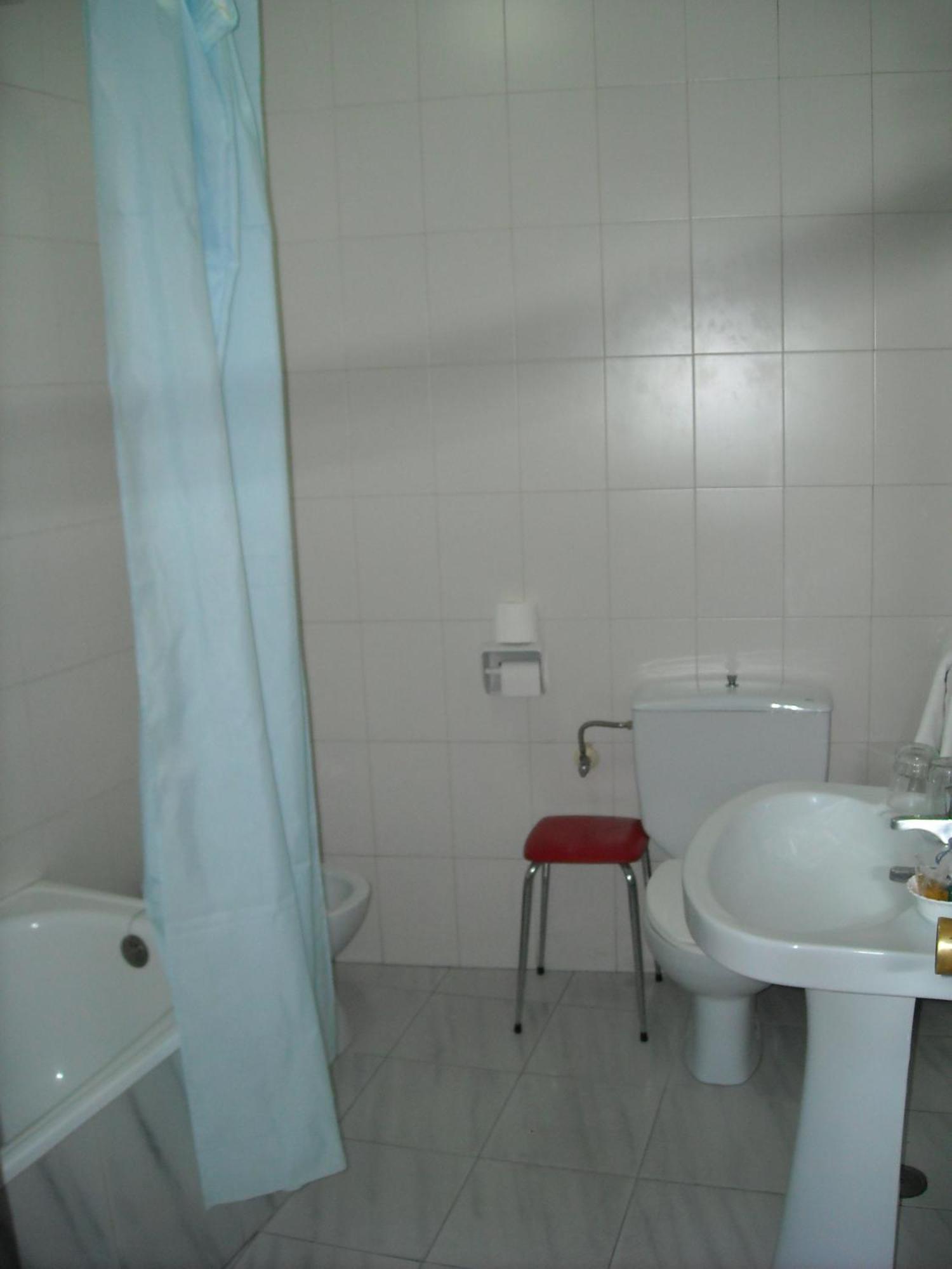 Hostal Residencia Avenida Cuenca  Exterior photo